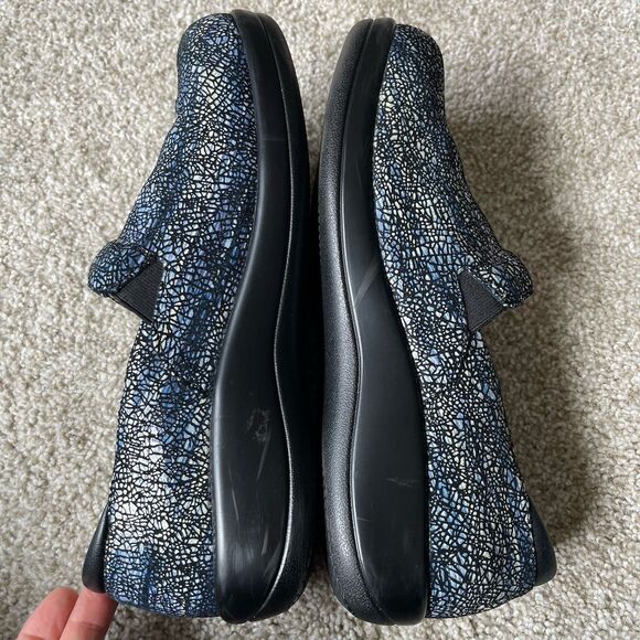 Allegria Keli Pro Crackle Pop Leather Mule Clogs 39/ 9 Blue Silver Comfort Shoes - Picture 6 of 11